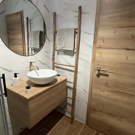 Iskra Apartamento Makarska